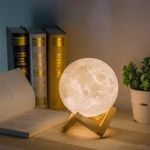 Нічний світильник у вигляді місяця 3D Moon Light на 3 режими підсвічування 15 см сенсорний - Зображення 4
