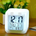 Годинник Хамелеон Годинник може працювати у двох тимчасових форматах: 12 та 24. Працює від трьох батарей ААА. - Зображення 15